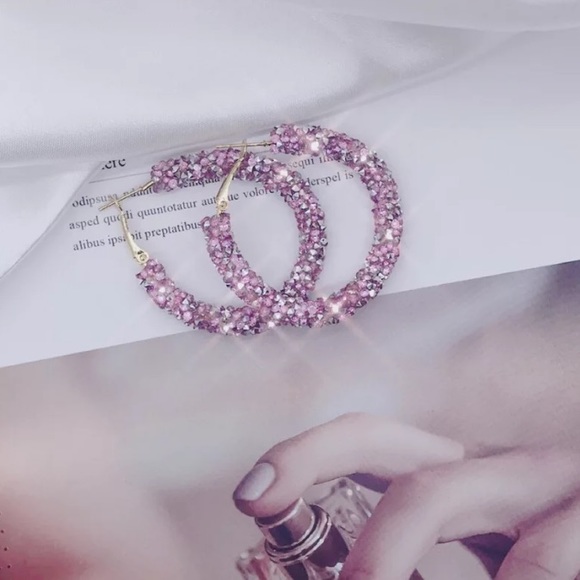 NEW Shiny Circle Frosted Crystal pink Earrings - Picture 2 of 3